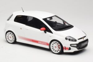 Abarth Punto 199 Esseesse Бял Otto 1:18 OT460 Смола — снимка 4 от 6