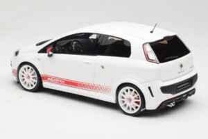 Abarth Punto 199 Esseesse Бял Otto 1:18 OT460 Смола — снимка 5 от 6