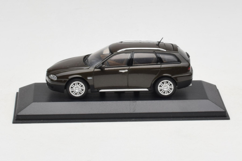 Alfa Romeo 159 Brooklands Green Minichamps 1:43 400120411 Метал