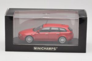 Alfa Romeo 159 Sportwagon Alfa Червен Minichamps 1:43 400120511 Метал — снимка 4 от 4