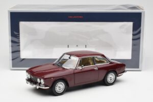 Alfa Romeo 2000 GTV Кестеняво Червен Norev 1:18 187916 Метал — снимка 8 от 8