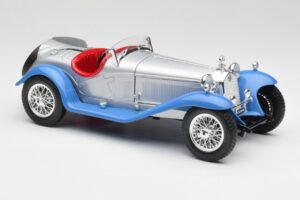 Alfa Romeo 2300 Spider Сребристосин Bburago 1:18 3008 Метал — снимка 6 от 8