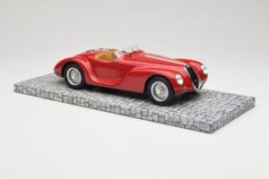 Alfa Romeo 6C 2500 SS Corsa Spider Червен Minichamps 1:18 107120230 Смола — снимка 4 от 6