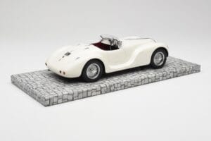 Alfa Romeo 6C 2500 SS Corsa Spider Бял Minichamps 1:18 107120232 Смола — снимка 2 от 6
