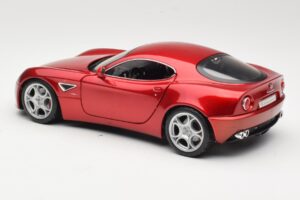 Alfa Romeo 8C Competizione Червен Bburago 1:18 18-11021 Метал — снимка 7 от 8