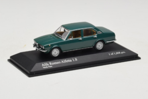 Alfa Romeo Alfetta 1.8 Зелен Minichamps 1:43 400120204 Метал — снимка 2 от 4