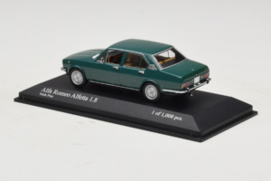Alfa Romeo Alfetta 1.8 Зелен Minichamps 1:43 400120204 Метал — снимка 3 от 4
