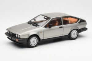 Alfa Romeo Alfetta GTV 2.0 Сив Металик AUTOart 1:18 70147 Метал