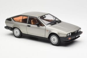 Alfa Romeo Alfetta GTV 2.0 Сив Металик AUTOart 1:18 70147 Метал — снимка 6 от 8