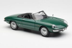 Alfa Romeo Duetto Spider Зелен AUTOart 1:18 70138 Метал — снимка 6 от 8