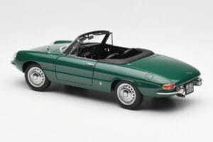 Alfa Romeo Duetto Spider Зелен AUTOart 1:18 70138 Метал — снимка 7 от 8