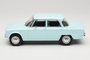 Alfa Romeo Giulia TI 105 Sky Blue Norev 1:18 187974 Метал — снимка 4 от 7