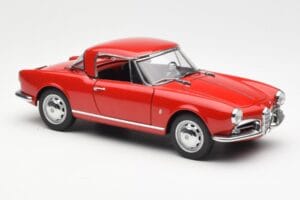 Alfa Romeo Giulietta 1300 Spider Червен AUTOart 1:18 70157 Метал — снимка 6 от 8