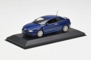 Alfa Romeo GT Dark Blue Metallic Minichamps 1:43 400120326 Метал — снимка 2 от 4