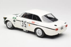 Alfa Romeo GTA 1300 Junior #35 C. Colzani / Pooky / G. Venturi 4 Hours of Jarama 1972 Minichamps 1:18 155721235 Метал — снимка 5 от 6