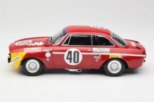Alfa Romeo GTA 1300 Junior #40 F. Picchi / J-C. Chasseuil Division 1 Winners 12 Hours of Paul Ricard 1971 Minichamps 1:18 155 — снимка 3 от 6