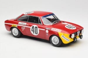 Alfa Romeo GTA 1300 Junior #40 F. Picchi / J-C. Chasseuil Division 1 Winners 12 Hours of Paul Ricard 1971 Minichamps 1:18 155 — снимка 4 от 6