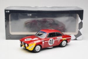 Alfa Romeo GTA 1300 Junior #40 F. Picchi / J-C. Chasseuil Division 1 Winners 12 Hours of Paul Ricard 1971 Minichamps 1:18 155 — снимка 6 от 6