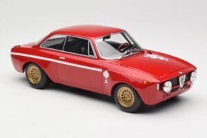 Alfa Romeo GTA 1300 Junior Червен Minichamps 1:18 155120020 Метал — снимка 4 от 6