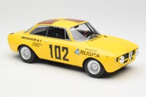 Alfa Romeo GTA 1300 #102 Squadra Corse R. Zanetti / M. Ruspa / Monzeglio Targa Florio 1971 Minichamps 1:18 155711202 Метал — снимка 4 от 6