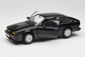 Alfa Romeo GTV6 Черен Solido 1:18 S1802302 Метал — снимка 2 от 8