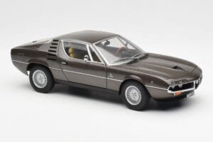 Alfa Romeo Montreal Кафяв Металик AUTOart 1:18 70173 Метал — снимка 6 от 8