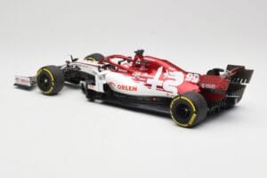 Alfa Romeo Racing C39 #99 A. Giovinazzi Austrian GP 2020 Minichamps 1:18 110200199 Метал — снимка 5 от 6