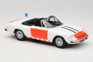 Alfa Romeo Spider Rijkspolitie Minichamps 1:18 180120994 Метал — снимка 6 от 8
