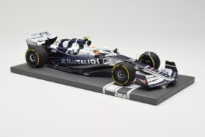 AlphaTauri AT03 #22 Y. Tsunoda Bahrain GP 2022 Minichamps 1:18 117220122 Метал — снимка 4 от 6