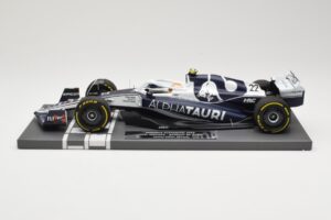 AlphaTauri AT03 #22 Y. Tsunoda Bahrain GP 2022 Minichamps 1:18 117220122 Метал