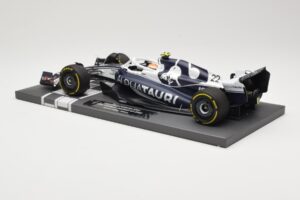 AlphaTauri AT03 #22 Y. Tsunoda Bahrain GP 2022 Minichamps 1:18 117220122 Метал — снимка 5 от 6