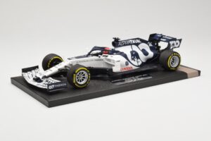 AlphaTauri Honda AT01 #26 D. Kvyat Italian GP 2020 Minichamps 1:18 117200826 Метал — снимка 2 от 6
