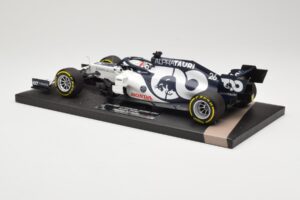 AlphaTauri Honda AT01 #26 D. Kvyat Italian GP 2020 Minichamps 1:18 117200826 Метал — снимка 5 от 6