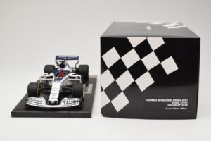 AlphaTauri Honda AT01 #26 D. Kvyat Italian GP 2020 Minichamps 1:18 117200826 Метал — снимка 6 от 6