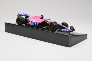 Alpine A522 BWT #14 F. Alonso BWT Alpine F1 Team Bahrain Grand Prix 2022 Minichamps 1:18 147220114 Смола — снимка 4 от 7