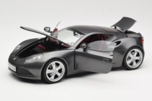 Artega GT Grey Metallic Revell 1:18 09024 Метал — снимка 2 от 8