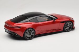Aston Martin DB12 Hyper Red GT Spirit 1:18 GT936 Смола — снимка 2 от 6