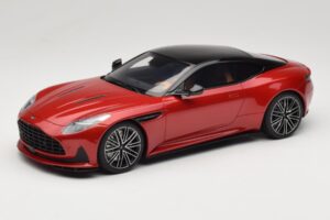 Aston Martin DB12 Hyper Red GT Spirit 1:18 GT936 Смола