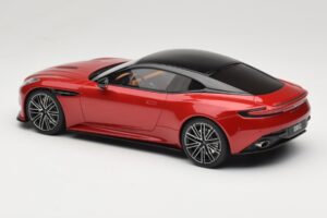 Aston Martin DB12 Hyper Red GT Spirit 1:18 GT936 Смола — снимка 5 от 6