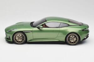 Aston Martin DB12 Зелен GT Spirit 1:18 GT466 Смола — снимка 3 от 5