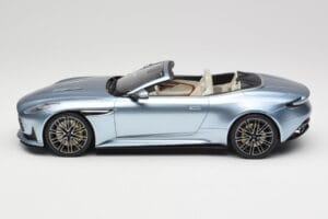 Aston Martin DB12 Volante Caribbean Blue Pearl GT Spirit 1:18 GT479 Смола — снимка 3 от 6