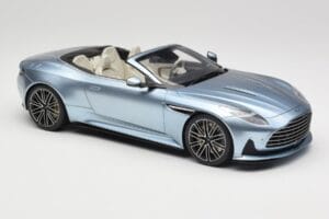 Aston Martin DB12 Volante Caribbean Blue Pearl GT Spirit 1:18 GT479 Смола — снимка 4 от 6