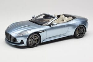Aston Martin DB12 Volante Caribbean Blue Pearl GT Spirit 1:18 GT479 Смола