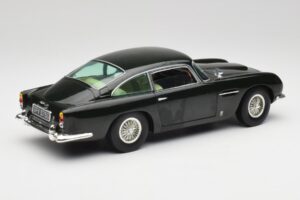 Aston Martin DB5 California Салвия Chrono 1:18 H1001 Метал — снимка 3 от 8