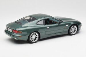 Aston Martin DB7 Vantage Зелен Maisto 1:18 36880 Метал — снимка 3 от 8