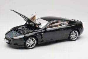 Aston Martin DB9 Черен Solido 1:18 15025600 Метал — снимка 2 от 8