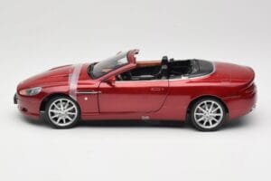 Aston Martin DB9 Volante Червен Solido 1:18 8163 Метал — снимка 4 от 8