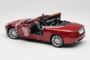 Aston Martin DB9 Volante Червен Solido 1:18 8163 Метал — снимка 5 от 8