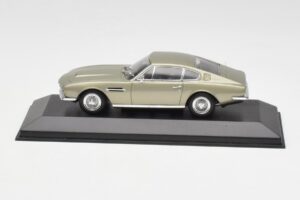 Aston Martin DBS Сребристо Зелен Металик Minichamps 1:43 400137600 Метал