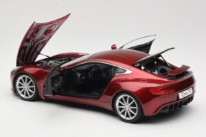 Aston Martin One-77 Diavolo Red AUTOart 1:18 70245 Метал — снимка 5 от 8